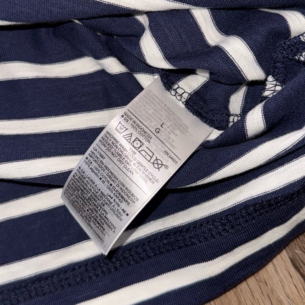 Old Navy • Loose Mariner Stripe Henley - Picture 6 of 7